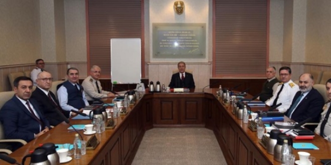Yeni askerlik sisteminde sona yaklaşıldı