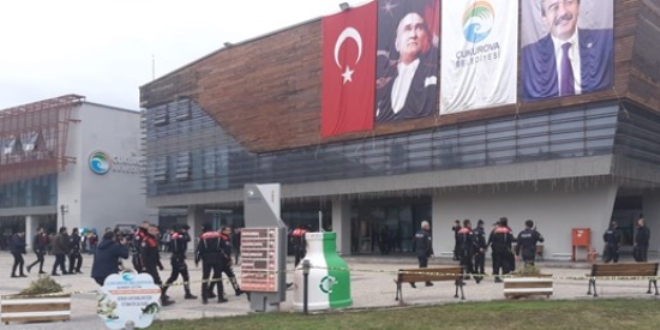 Zabıta memuru, iki amirini öldürdü!