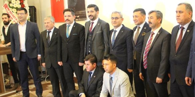 MHP, Alim Işık ve 3 ilçenin belediye başkan adayını tanıttı