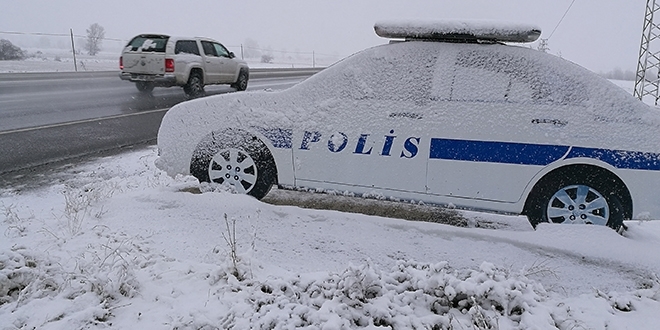 Ardahan'da kar yağışı etkili oldu