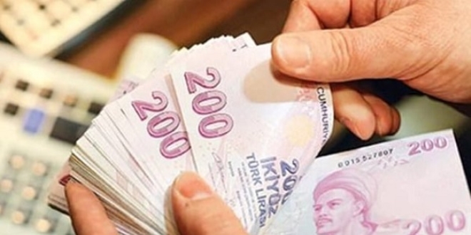 Milyonlarca insan asgari ücretin belirlenmesini bekliyor