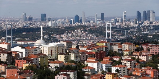 'Türkiye'de 30 milyon kişi sorunlu evde oturuyor'