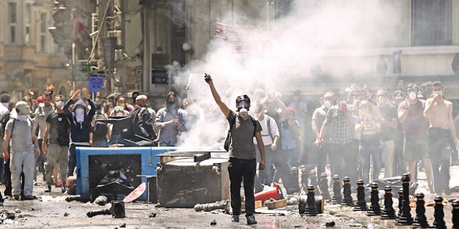 FETÖ'nün yeni Gezi tezgahı: Sarı yelekliler