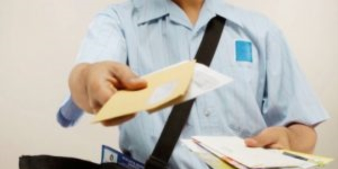 Evine gelen tebligatla aldat�ld���n� ��rendi