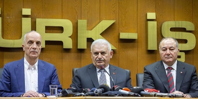 Yıldırım: Türk-İş'i ziyaretim yaşananlara karşı bir cevaptır