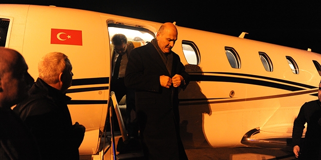 Bakan Soylu, saldırıda yaralanan polisleri ziyaret etti