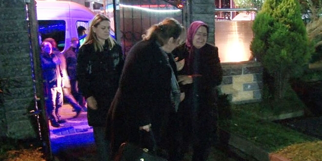 Şehit Emniyet Müdürü'nün ailesini Bakan Soylu karşıladı