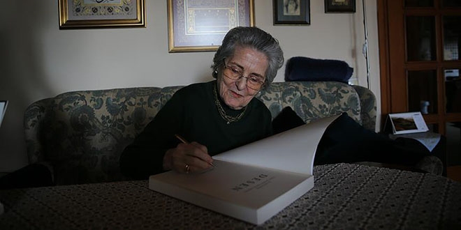 Emekli ��retim �yesi, geleneksel motifleri gelece�e ta��yor