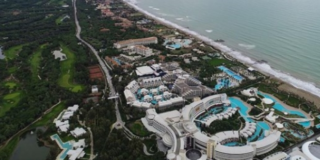 Turistlerin geceleme tercihi Antalya ve İstanbul oldu