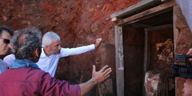 2 bin yıllık Kibele heykeli bulunmuştu! Herkes oraya gidiyor