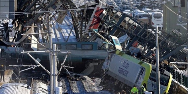Tren kazasının olduğu hatta sinyalizasyon yoktu