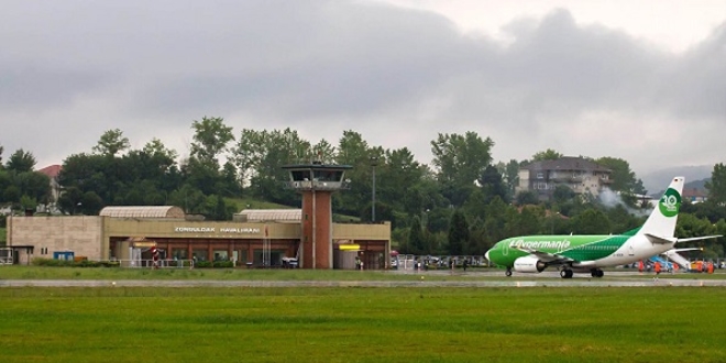 Zonguldak'dan İstanbul'a gitmek için önce Düsseldorf'a uçulan havalimanı
