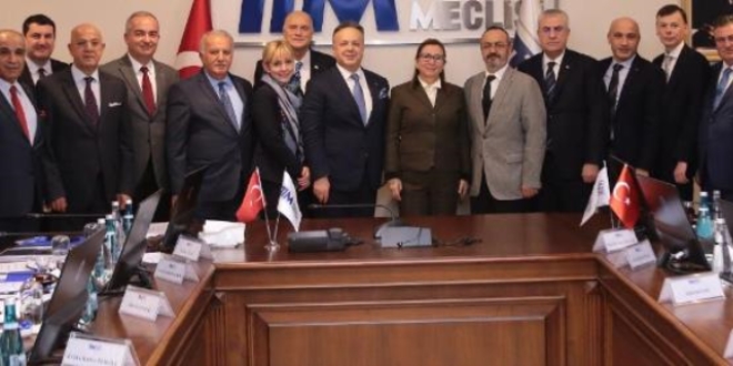 TİM Başkanı Gülle: Hedef, dış ticaret fazlası veren Türkiye'dir