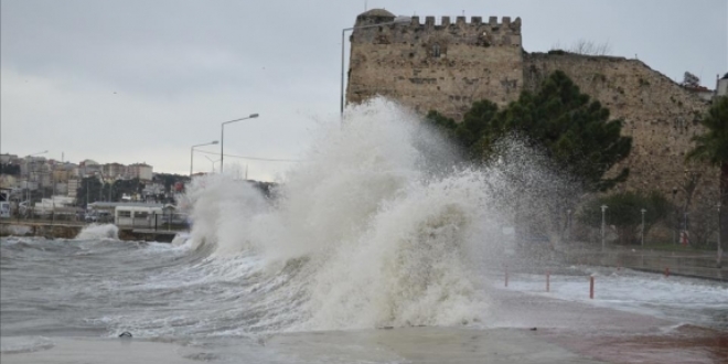 Doğu Akdeniz için fırtına uyarısı