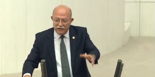 'Sözleşmeli öğretmen uygulamasına son verilmeli'