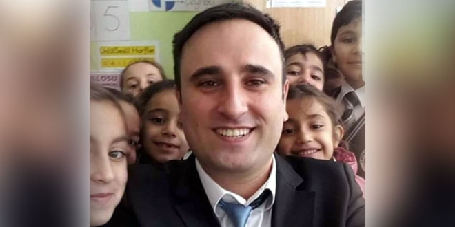 Kalp krizi geçiren İngilizce öğretmeni hayatını kaybetti