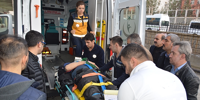 Siirt'te trafik kazalar�: 9 yaral�
