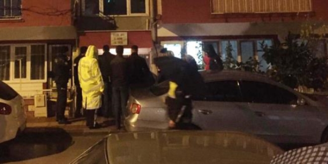 Emekli astsubay, eşi ve kızını öldürdü