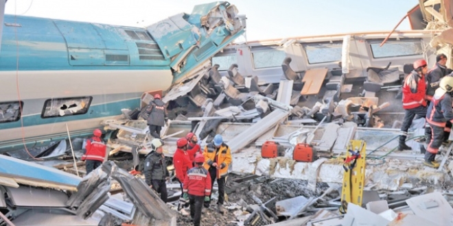 Hzl tren kazasnda 3 personel, adliyeye sevk edildi