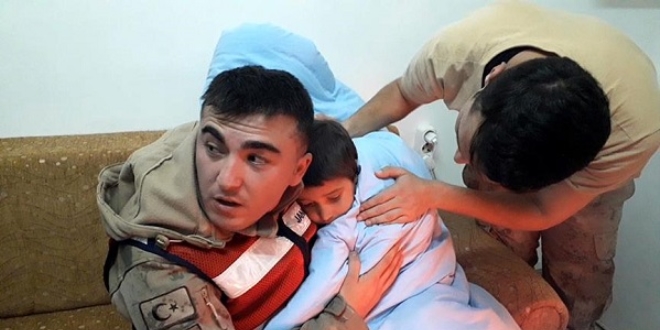 Şanlıurfa'da kaybolan çocuk donmak üzereyken bulundu