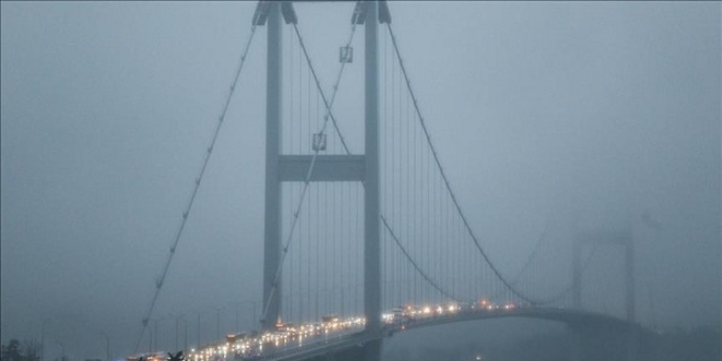 İstanbul'da sis etkili oluyor