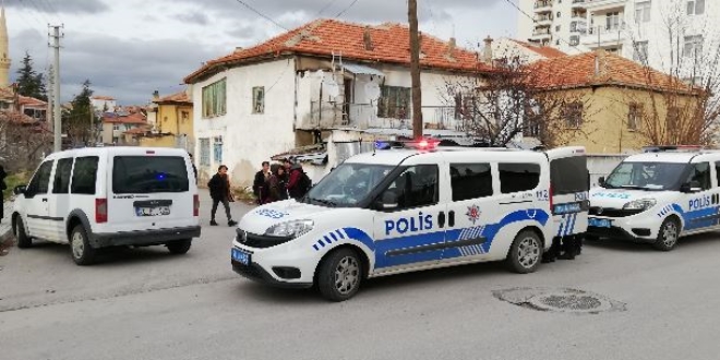 Karaman'da öğrencilerin bıçaklı kavgası: 3 yaralı