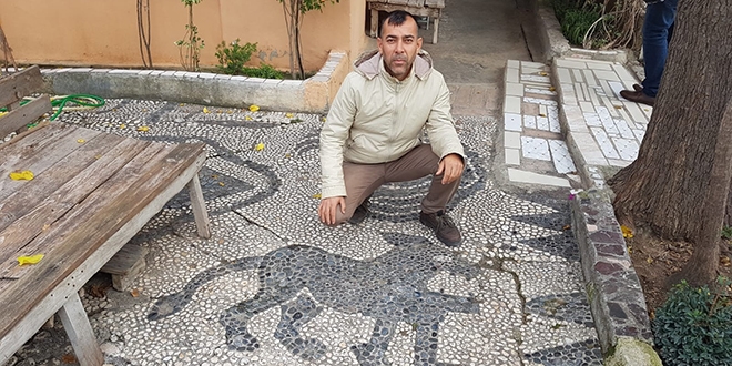 Öğretmen, 5 bin yıllık sanatı günümüzde yaşatıyor