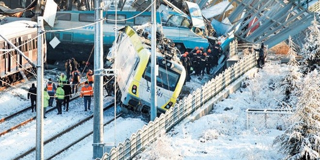 Tren kazasında amirler de şüpheli