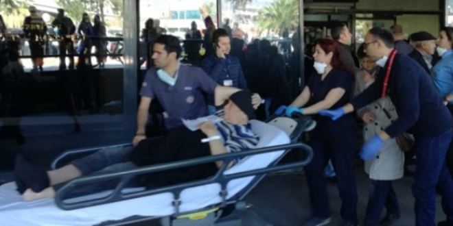 Ege �niversitesi Hastanesi'nde yang�n, hastalar tahliye edildi