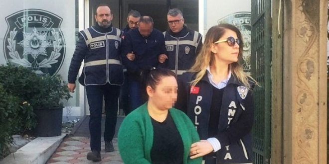 Emekli ��retmenin katil zanl�s� sevgililer yakaland�