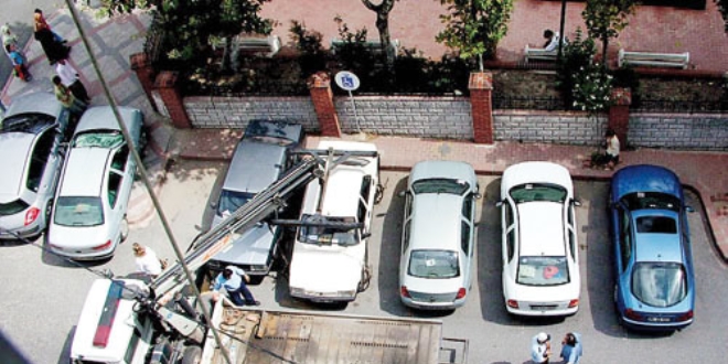 Rüşvetten yargılanan 8'i polis, 13 sanığa hapis cezası