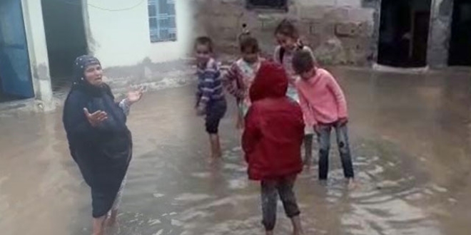 Şanlıurfa'da sağanak yağış su baskınlarına neden oldu