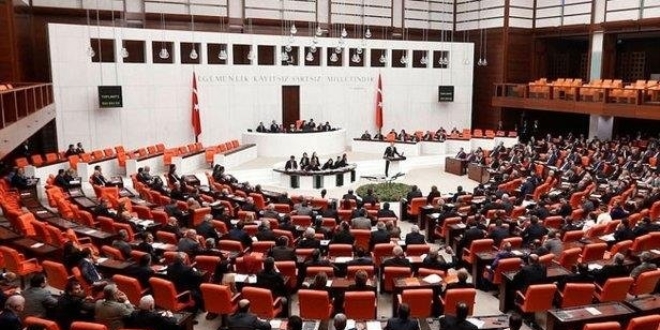 TBMM Genel Kurulu'nda 'Roman' tartışması çıktı