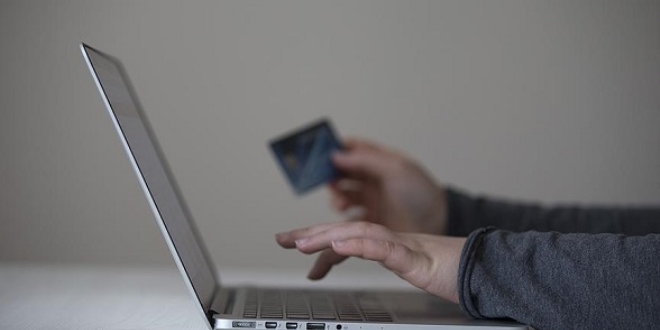 Tüketicilere 'internet alışverişi' uyarısı