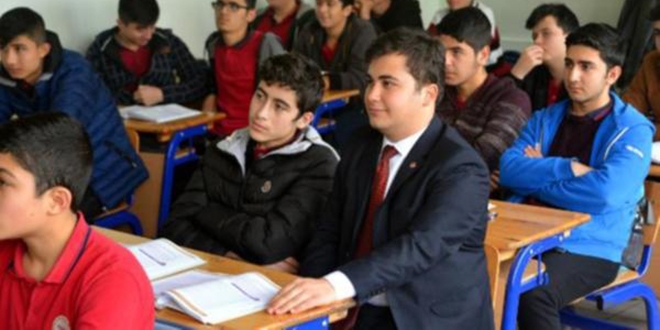 Türkiye'nin en genç muhtar adayı