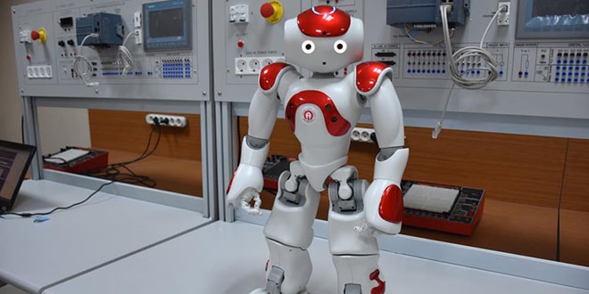 İnsansı robot yabancı dil öğretecek