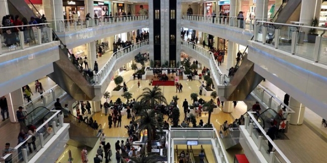 Alışveriş merkezlerinden 130 milyar lira ciro