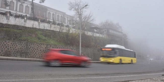 Diyarbak�r'da hava ula��m�na sis engeli