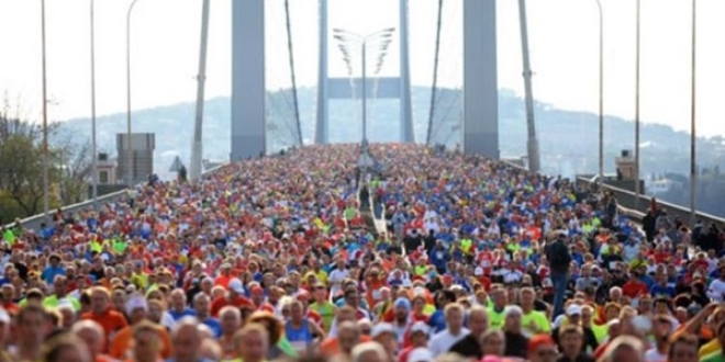 Vodafone 40. �stanbul Maratonu'nda ba��� rekoru k�r�ld�