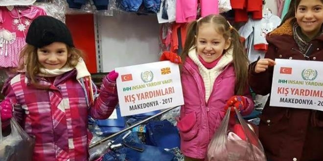 İHH'dan Balkanlar'da 1500 aileye kışlık yardımı