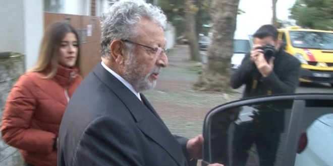 Metin Akpınar polis eşliğinde adliyede