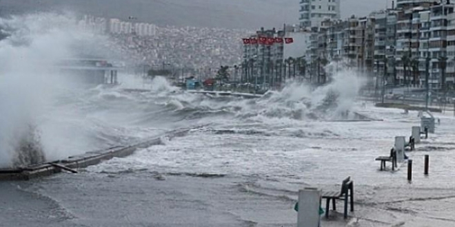 Kuzey Ege için fırtına ve kuvvetli fırtına uyarısı