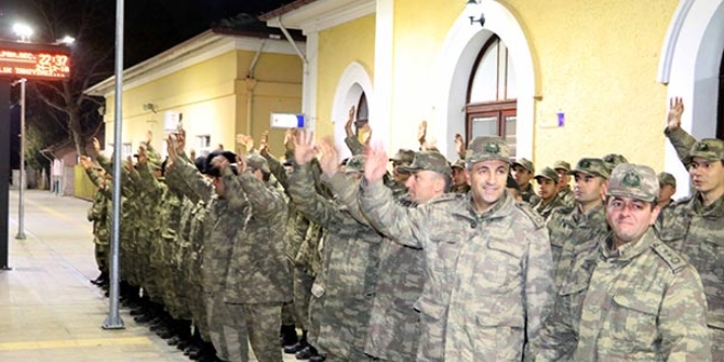 Duygusal anlar... Çankırı'da askerler böyle uğurlandı
