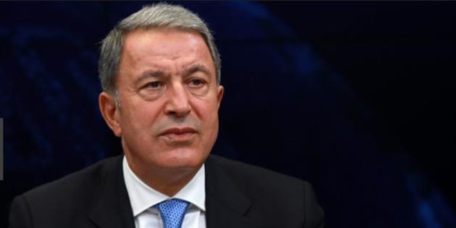 Bakan Akar'dan 'tek tip askerlik' açıklaması
