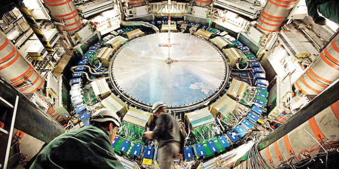CERN'de Bizans oyunları