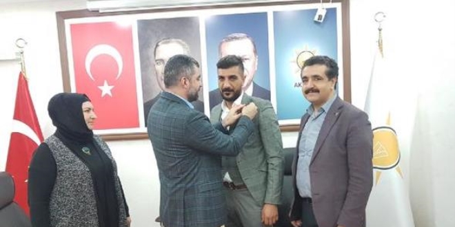 SP'li İlçe Başkanı istifa edip, AK Parti'ye geçti