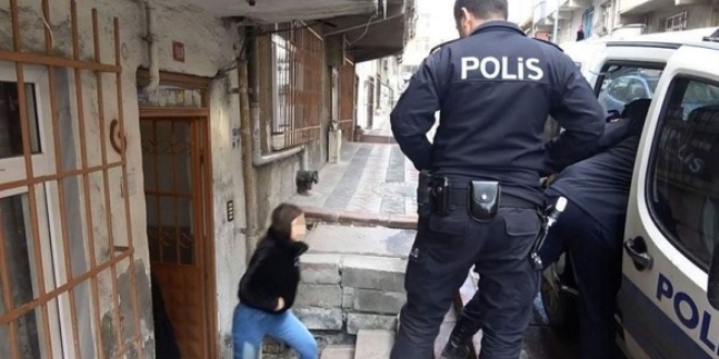 İstanbul'da genç kızın zincirli esareti