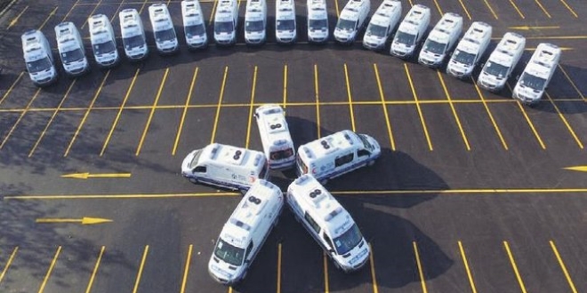 Mavi ambulanslar'la 56 bin 338 ki�i ta��nd�