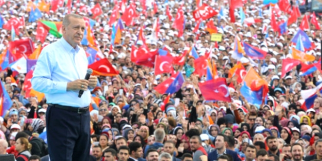 AK Parti'nin İstanbul adayı Binali Yıldırım oldu