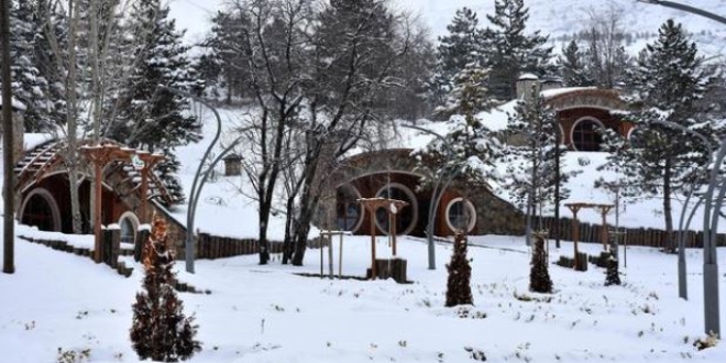Sivas'taki Hobbit k�y�nde k�� g�zelli�i